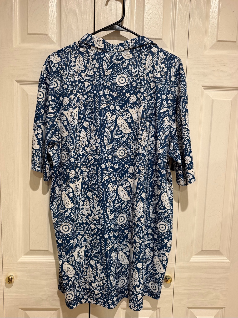 Men's Navy Floral Polo with Pink Contrast Trim - Picture 3 of 4